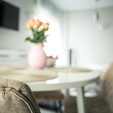 New Modern Studio Apartment In The Old Town Riga Exterior foto