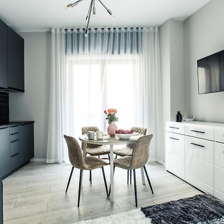 New Modern Studio Apartment In The Old Town Riga Exterior foto