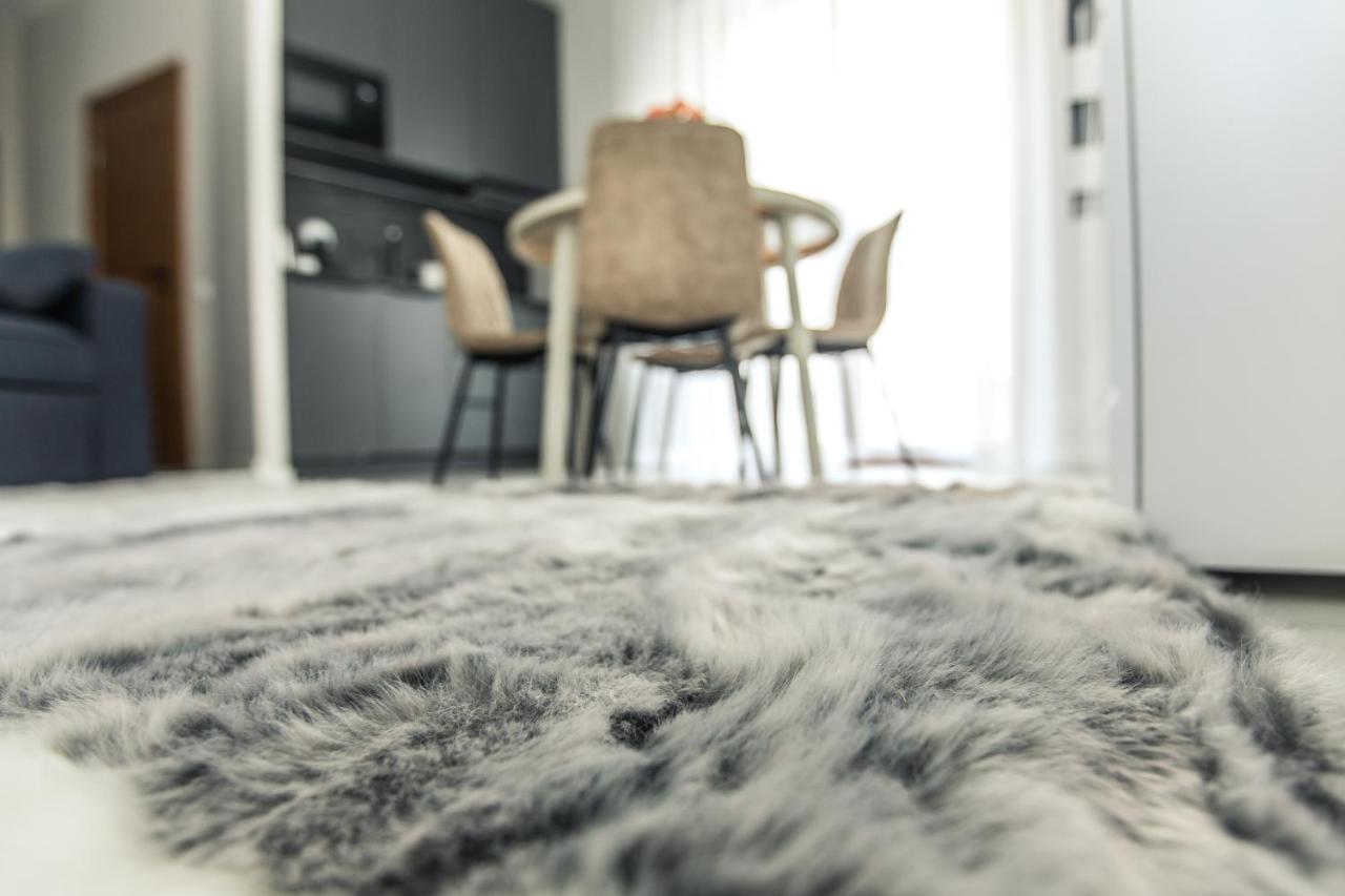 New Modern Studio Apartment In The Old Town Riga Exterior foto